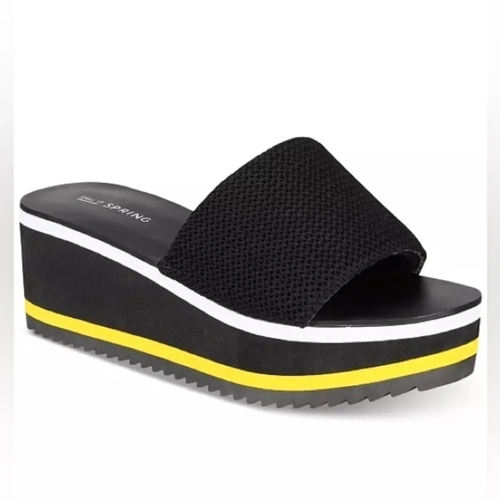 Call It Spring‎ Macy’s Larelasien platform slip on sports sandals Sz-7.5   A